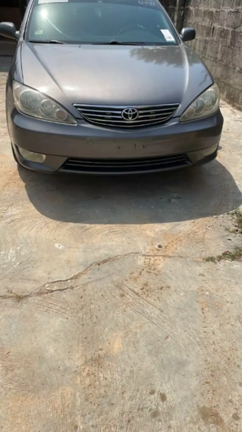 TOYOTA Camry   - 2005