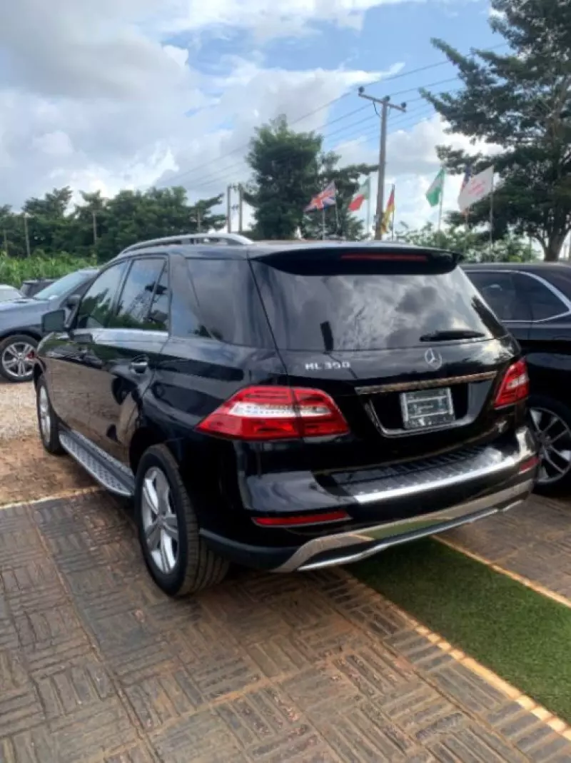 Mercedes-Benz ML-Class   - 2012