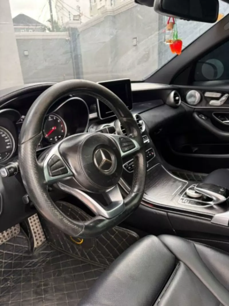 Mercedes-Benz C-Class   - 2015