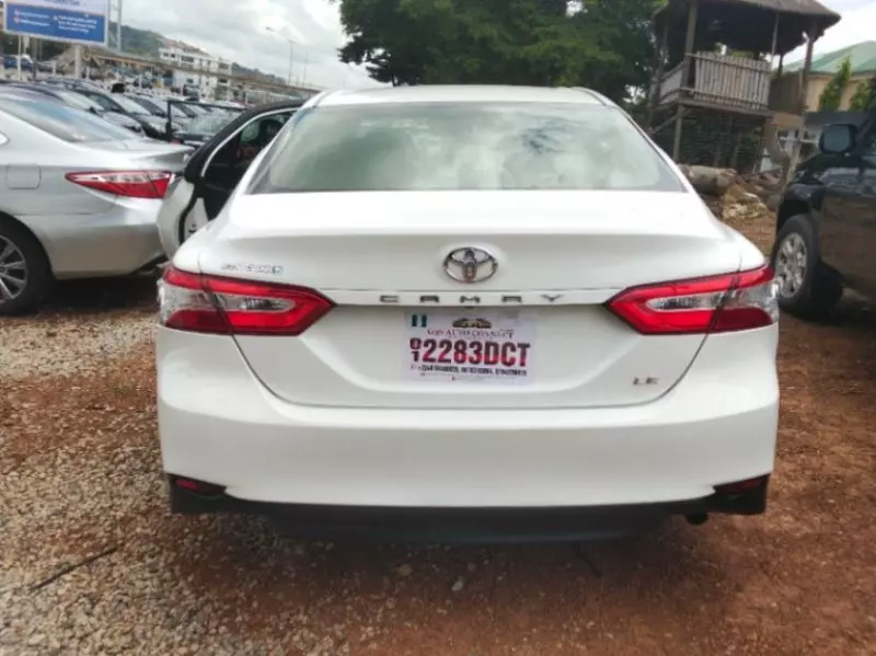 TOYOTA Camry   - 2018