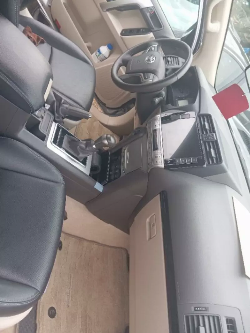 Toyota Landcruiser 300 GXR   - 2023