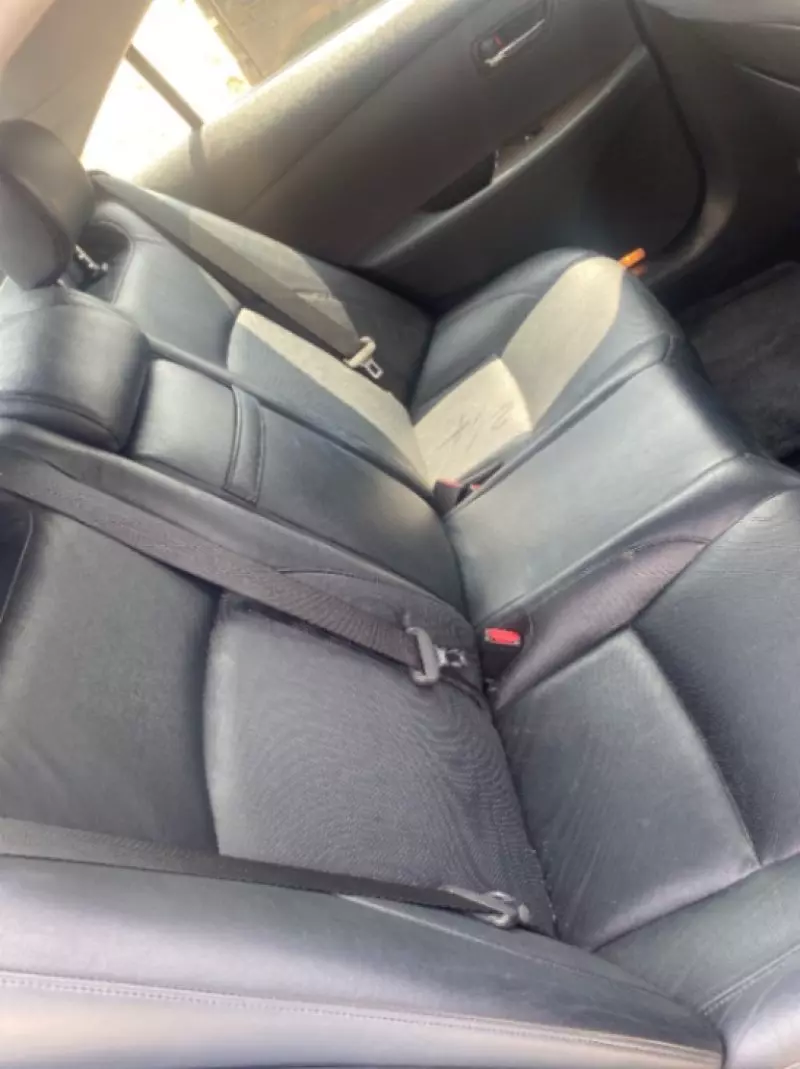 Lexus ES 350   - 2011