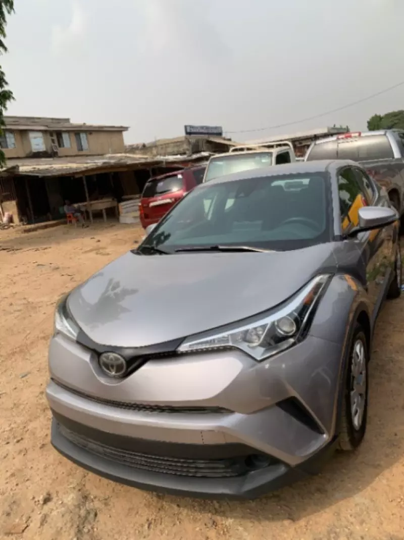 Toyota C-HR   - 2019