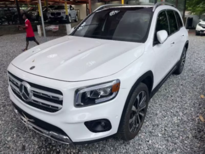 Mercedes-Benz GLB 250   - 2020