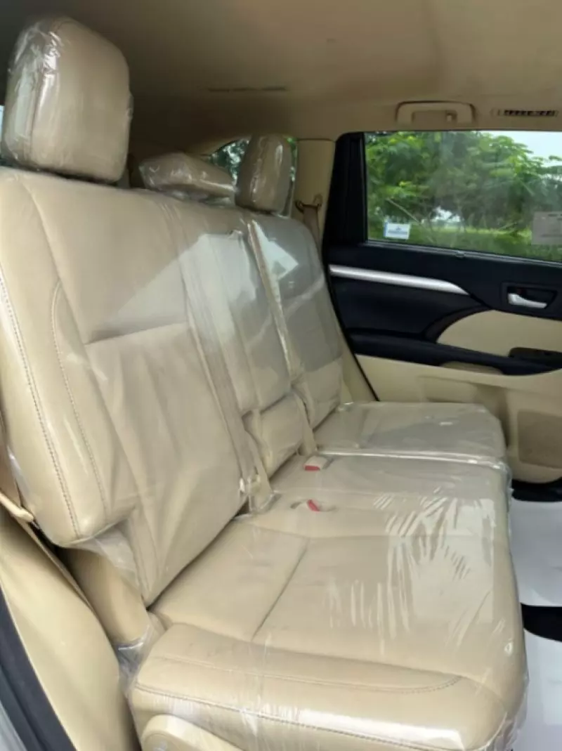 Toyota Highlander - 2015