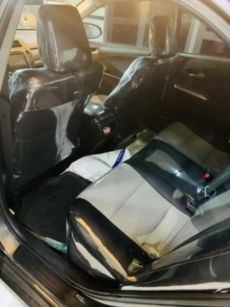 Toyota Camry   - 2013