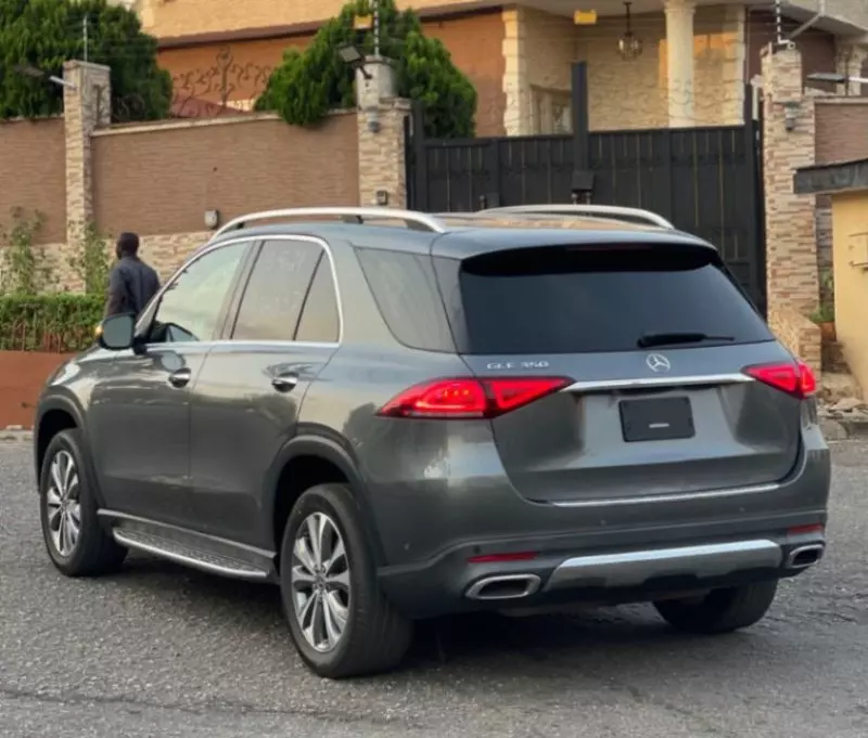 Mercedes-Benz GLE 350 - 2021