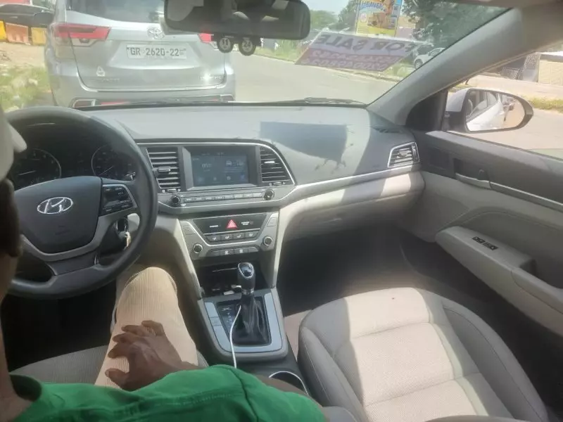 Hyundai Elantra   - 2017