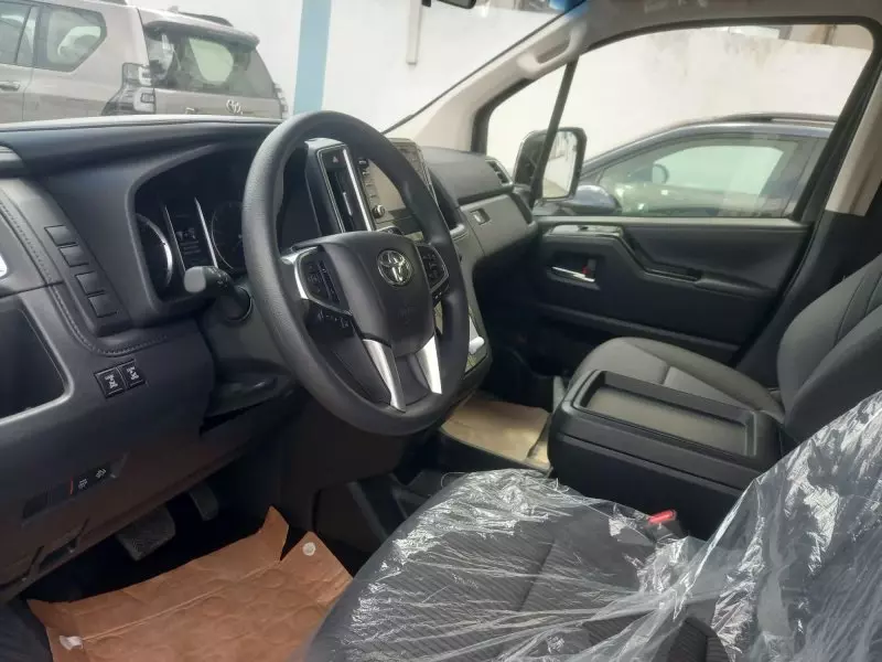 Toyota Hiace   - 2023