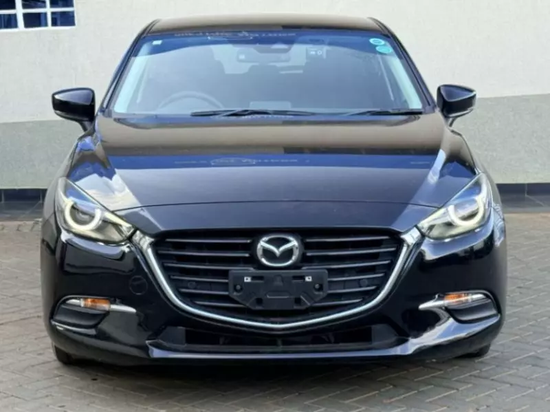 Mazda Axela    - 2018