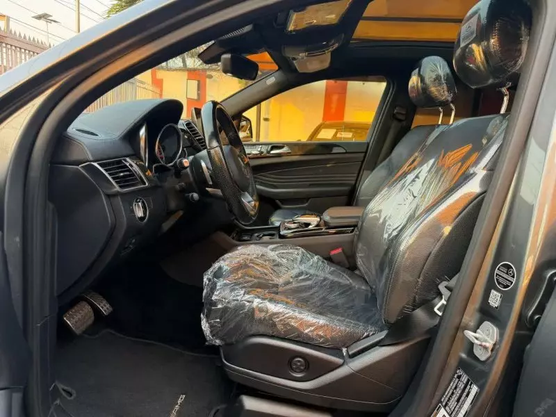 Mercedes-Benz GLE-Class   - 2018