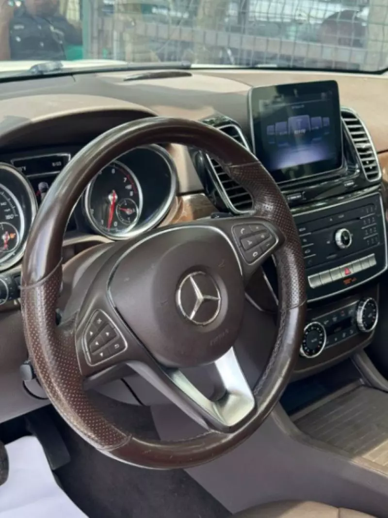Mercedes-Benz GLE 350   - 2018