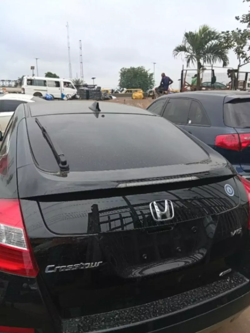 Honda Crosstour   - 2013