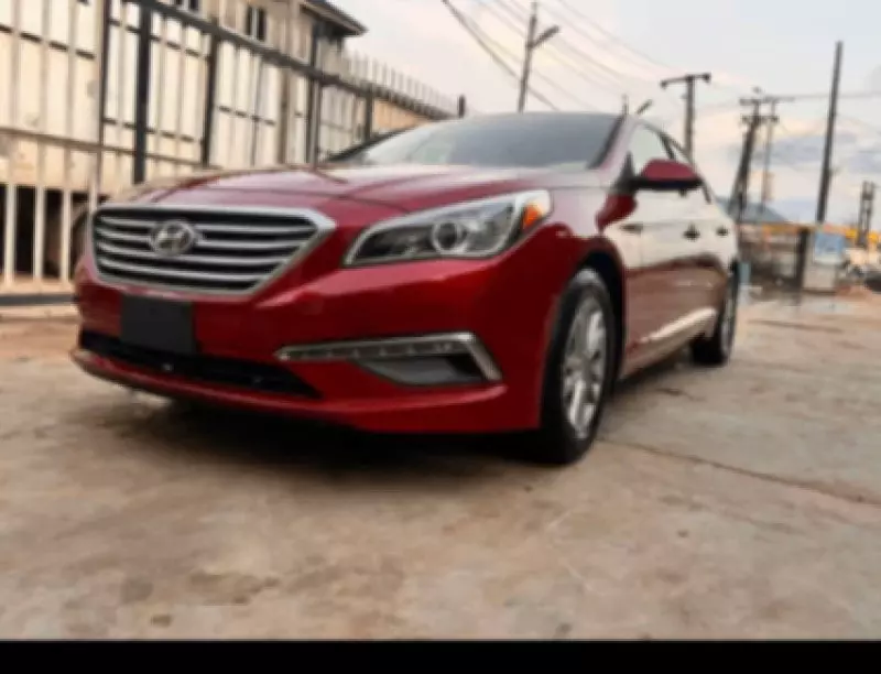 Hyundai Sonata - 2015