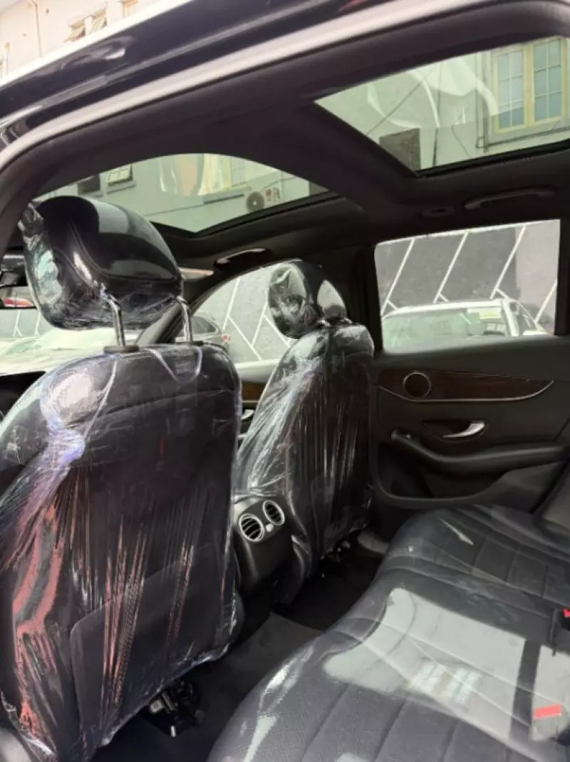 Mercedes-Benz GLC 300   - 2019