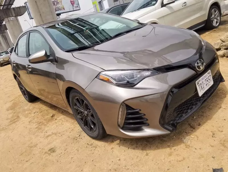 Toyota corolla   - 2018