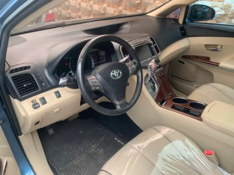 TOYOTA Venza   - 2009