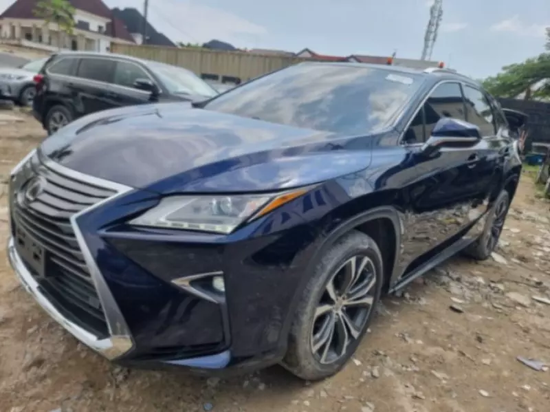Lexus RX 350L   - 2017