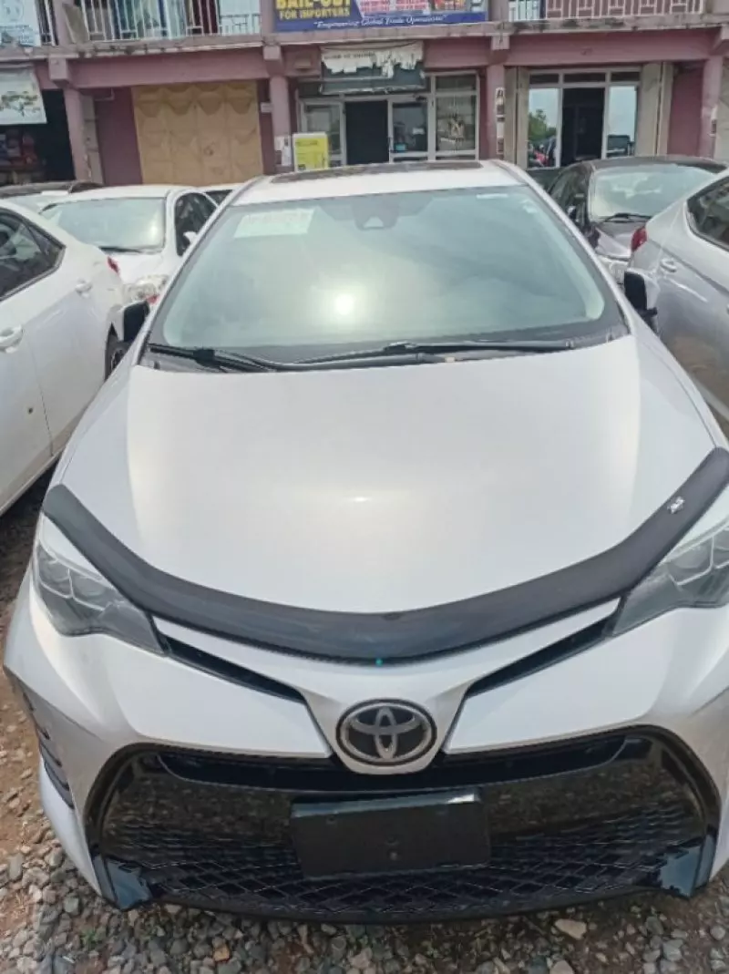 Toyota Corolla   - 2020