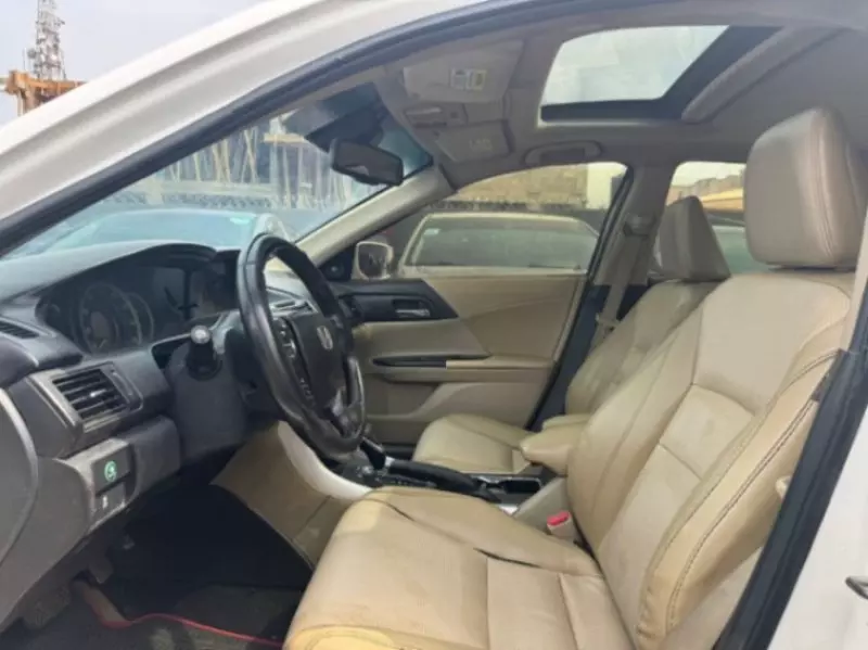 Honda Accord   - 2013