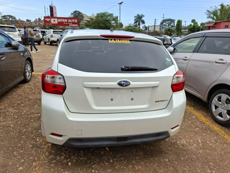 Subaru Impreza   - 2012