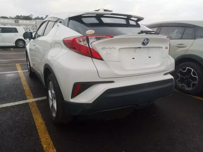 Toyota CH-R   - 2017