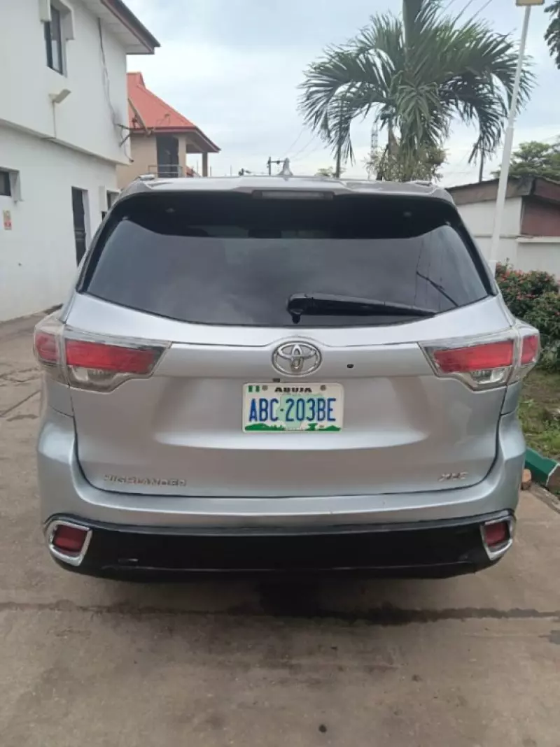 TOYOTA Camry - 2008