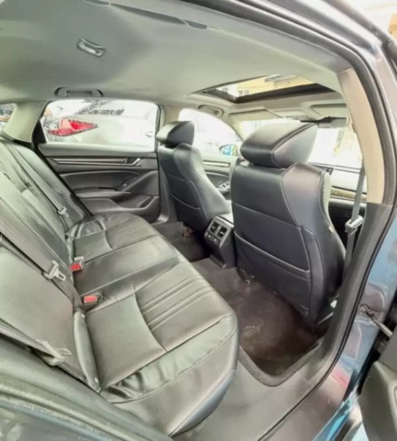Honda Accord   - 2018