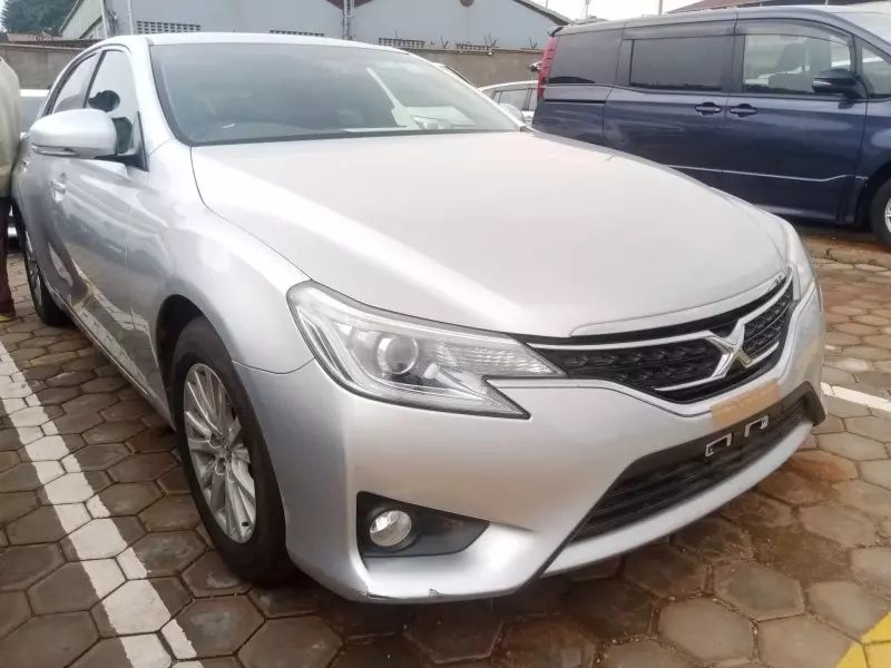 Toyota Mark X   - 2013