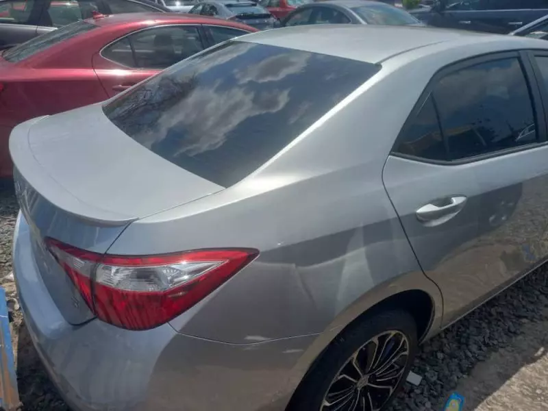 Toyota Corolla   - 2015