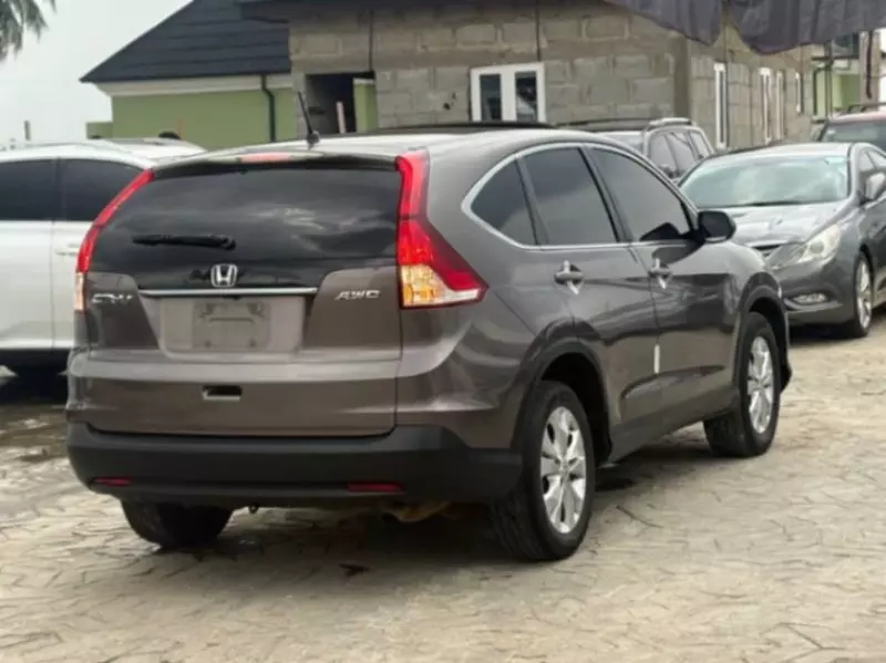 Honda CR-V   - 2012