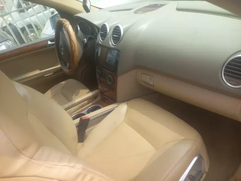 Mercedes-Benz ML 350   - 2006