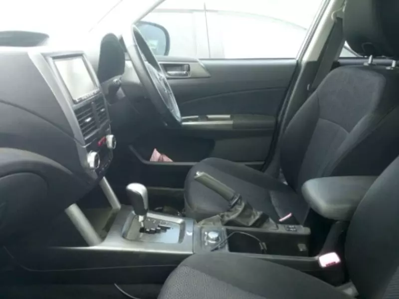 Subaru Forester   - 2011