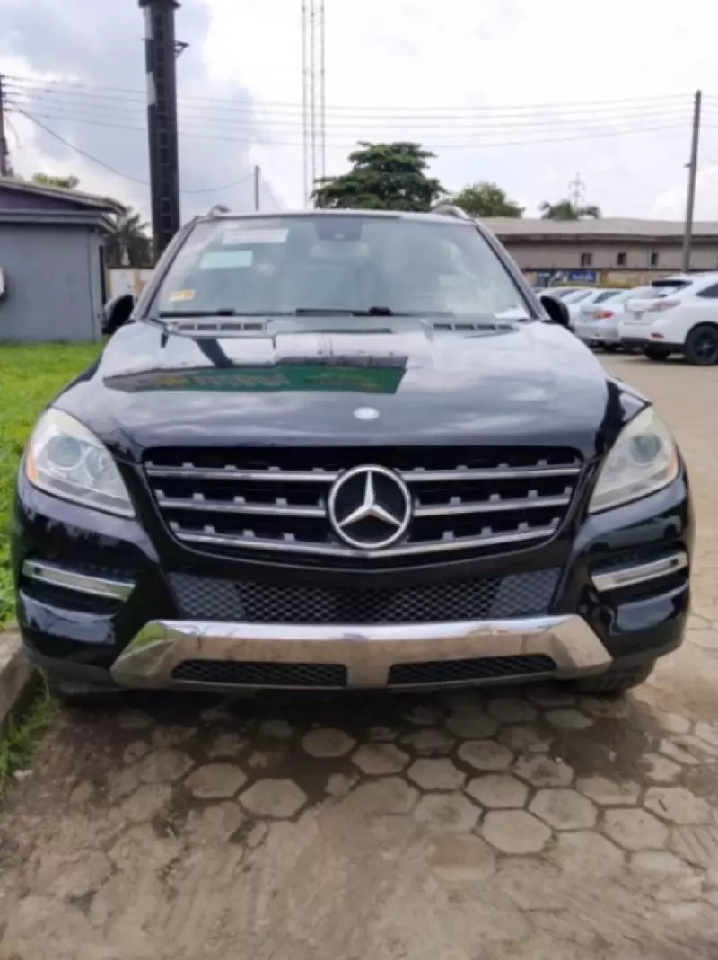 Mercedes-Benz ML 350   - 2012