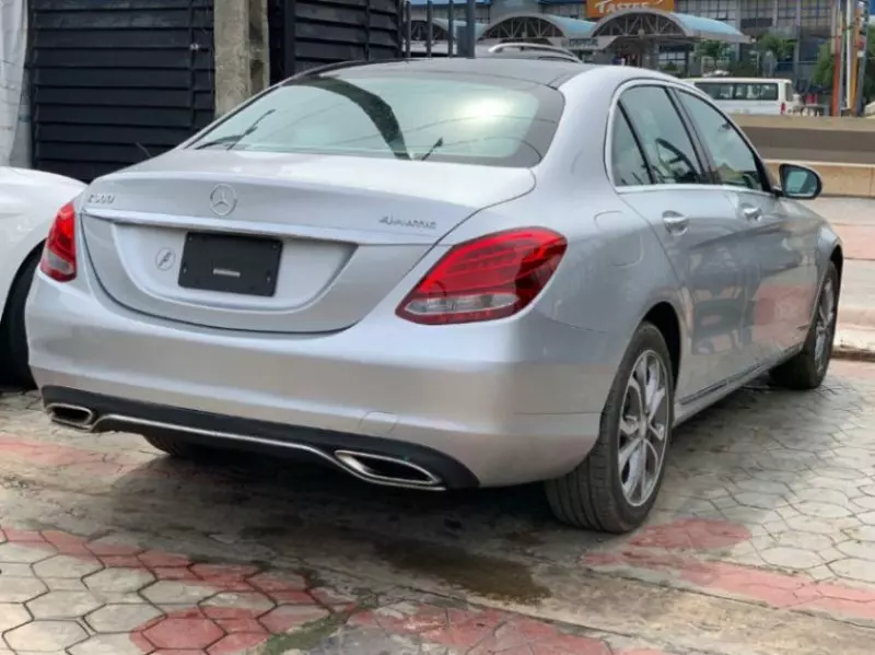 Mercedes-Benz C-Class - 2017