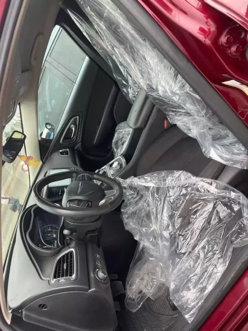 Chrysler 200   - 2015