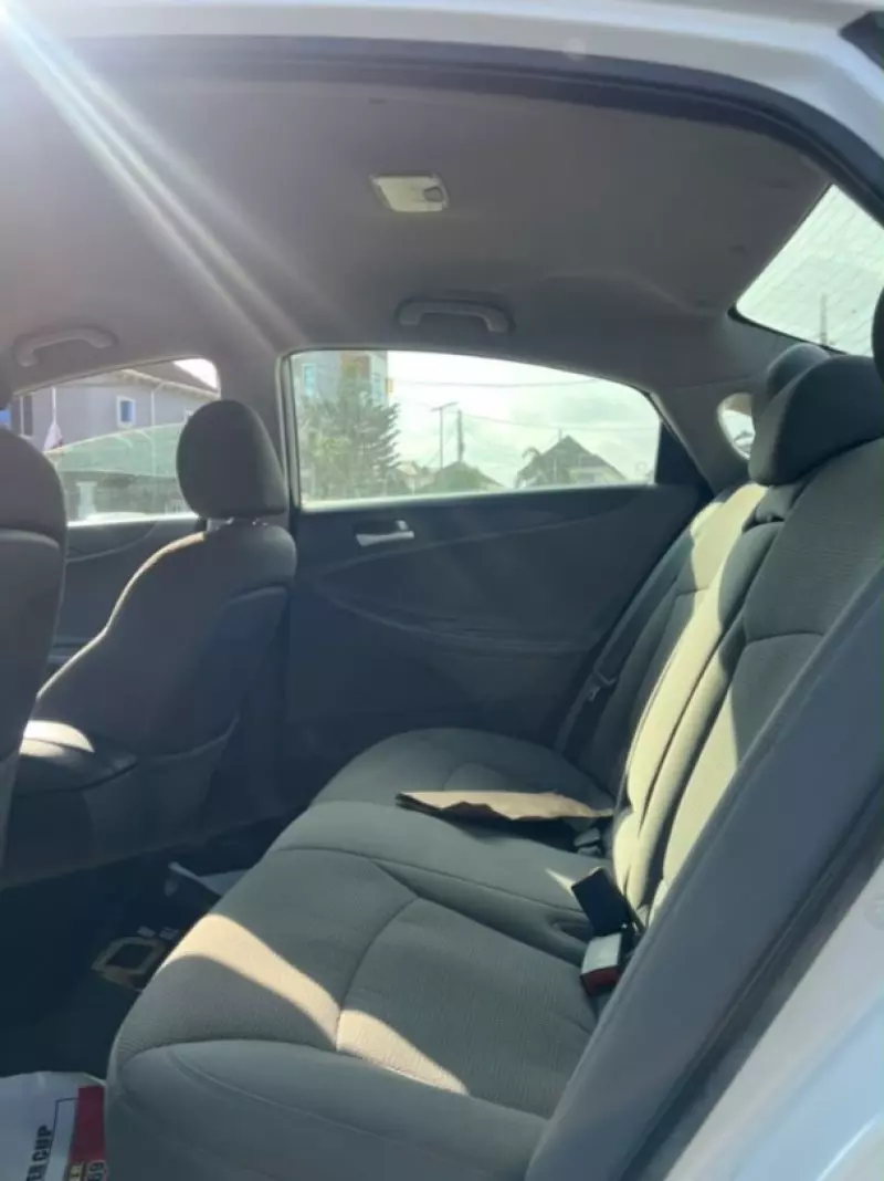 Hyundai SONATA 2,0L BVA GL   - 2013