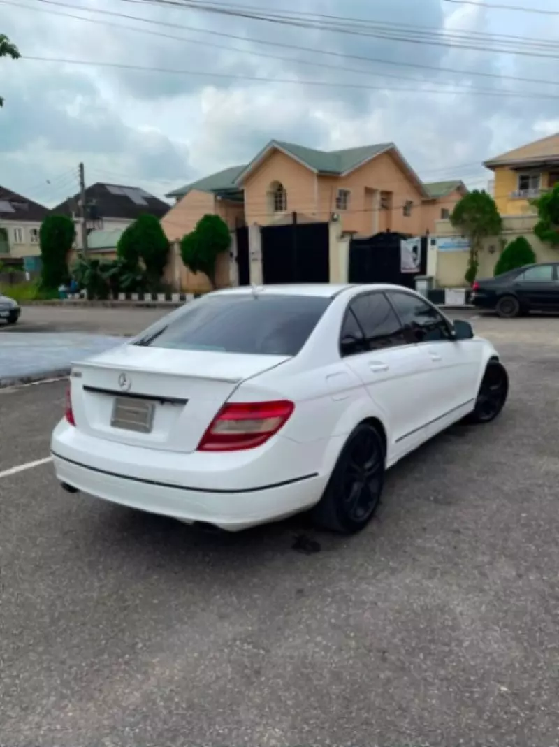 Mercedes-Benz C-Class   - 2008