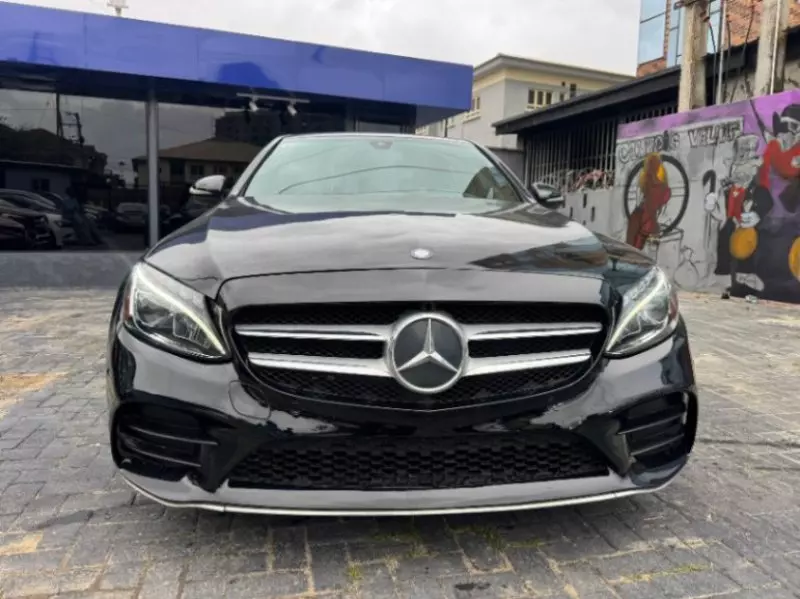 Mercedes-Benz C 300   - 2015