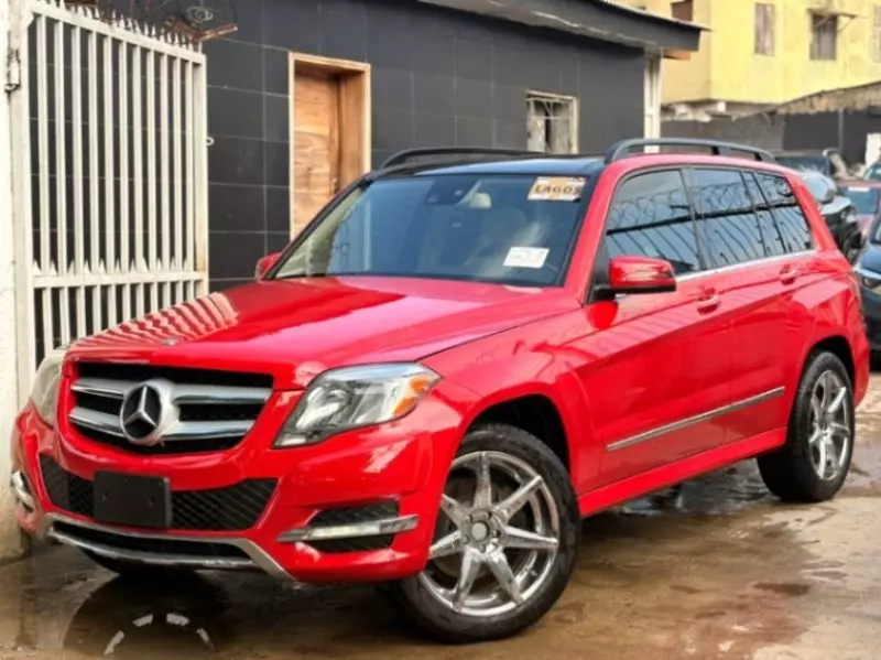 Mercedes-Benz GLK 350   - 2014