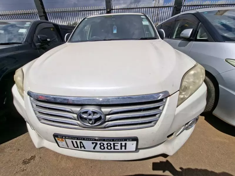 Toyota Vanguard    - 2012