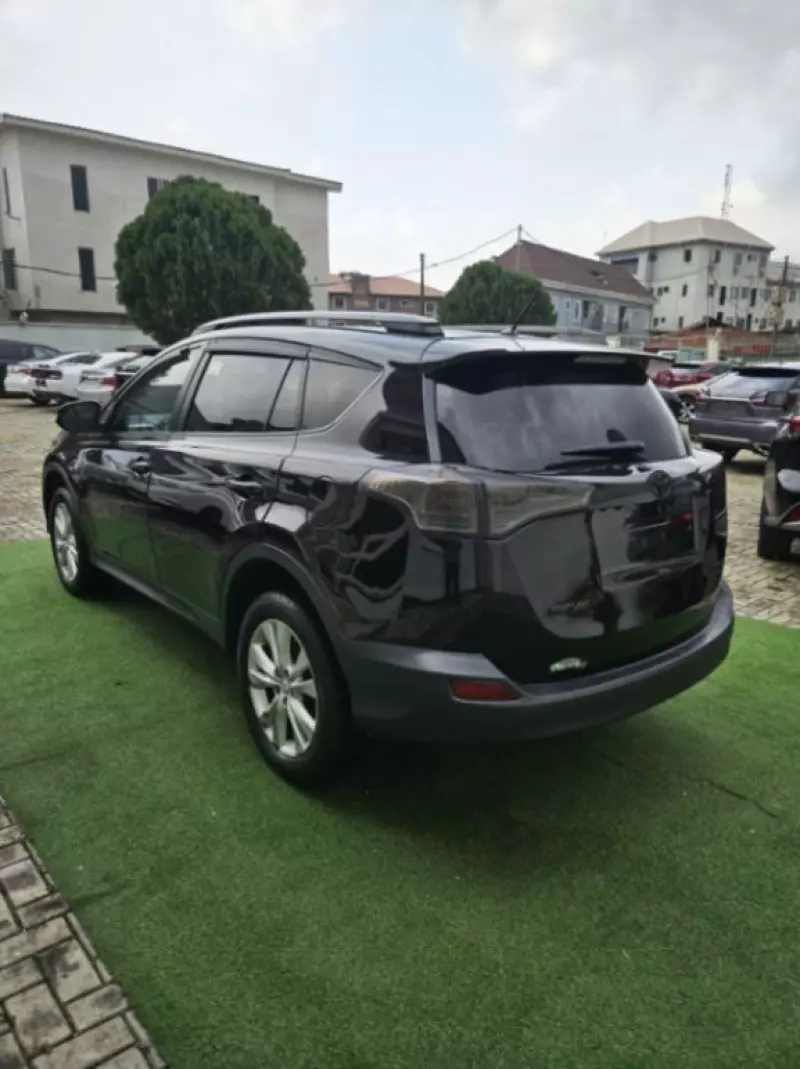 TOYOTA RAV 4   - 2013