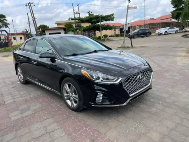 Hyundai Sonata   - 2019