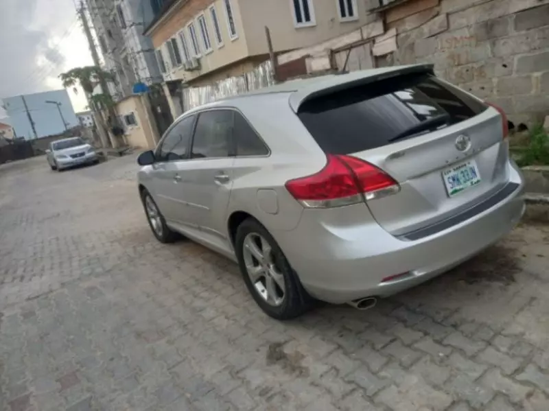 Toyota Venza   - 2009