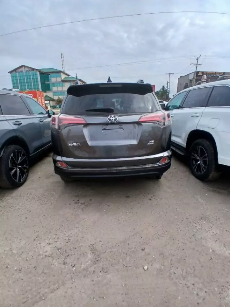 TOYOTA RAV 4   - 2018