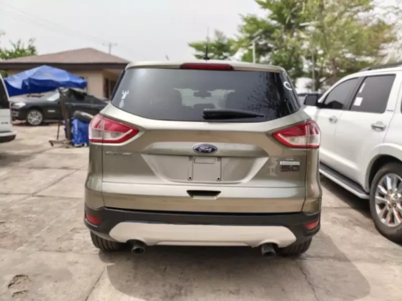 Ford Escape   - 2013