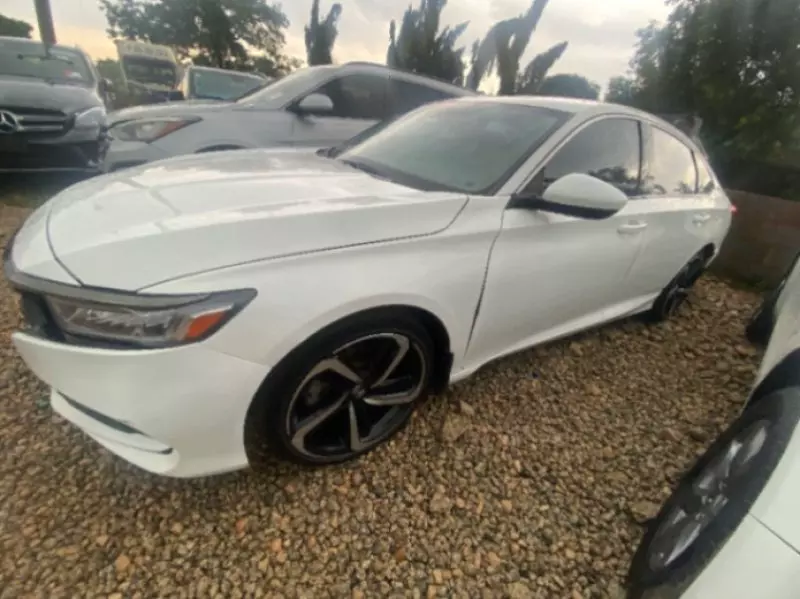 Honda Accord - 2018
