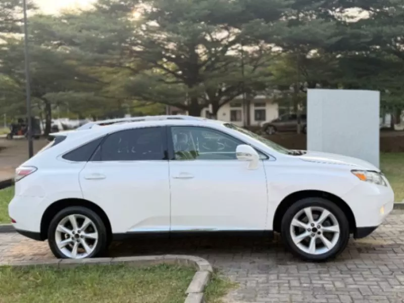 Lexus RX   - 2011
