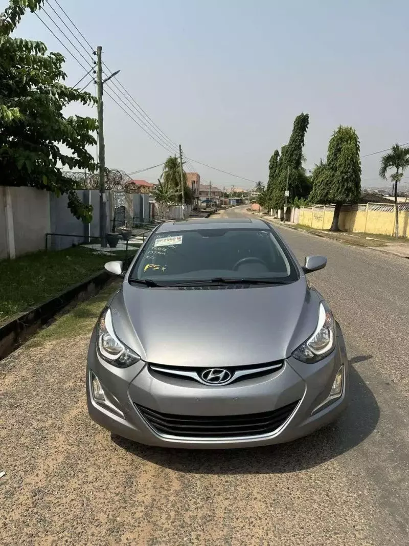 Hyundai Elantra   - 2016