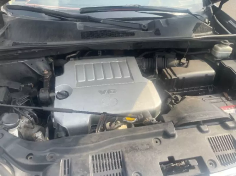 Toyota Highlander   - 2010